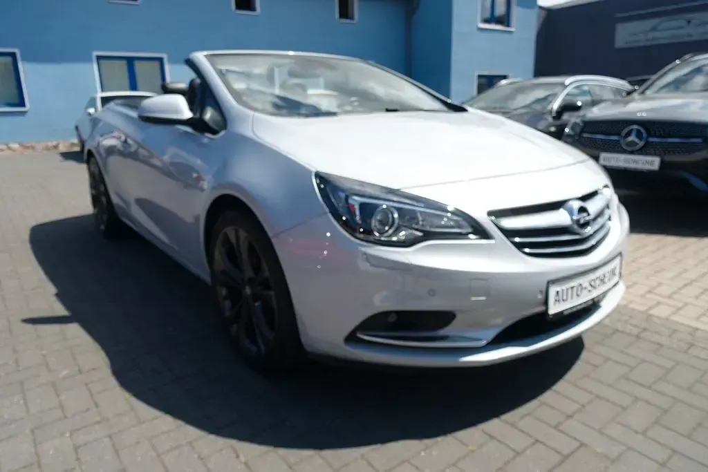 Gebraucht Opel Cascada 170 PS (125 kW) 2013 Grau Cabrio