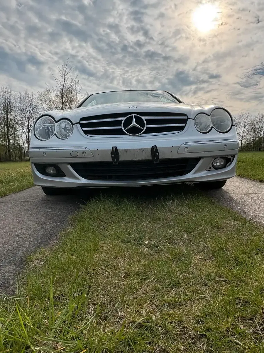 Gebraucht Mercedes CLK200 163 PS (119 kW) 2006 Silber Coupé