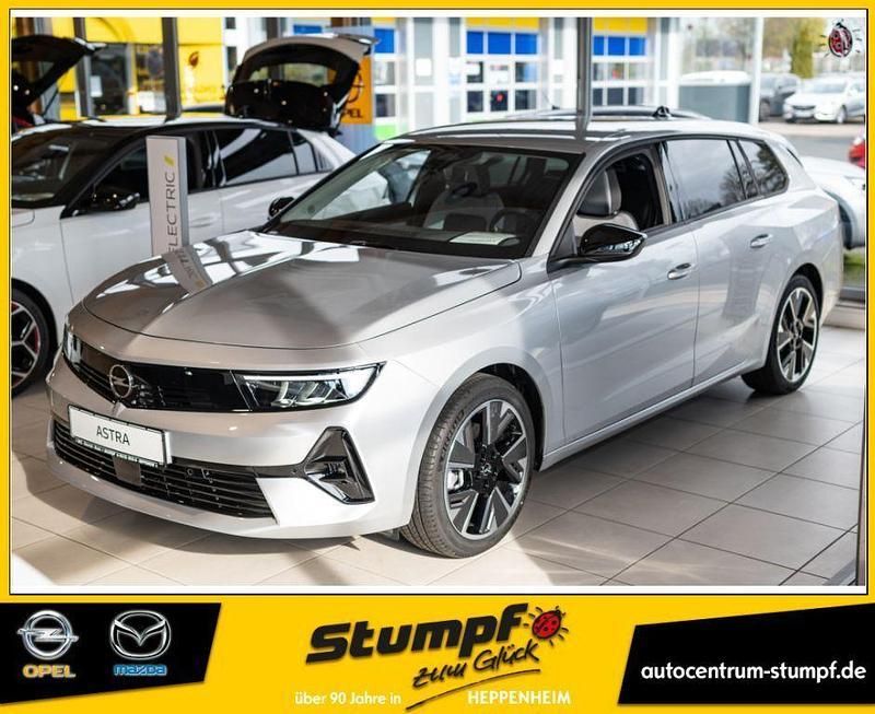 Kristall silber metallic Gebraucht 2024 Opel Astra Kombi | 34.990 € (Teuer) - Bild 1/4