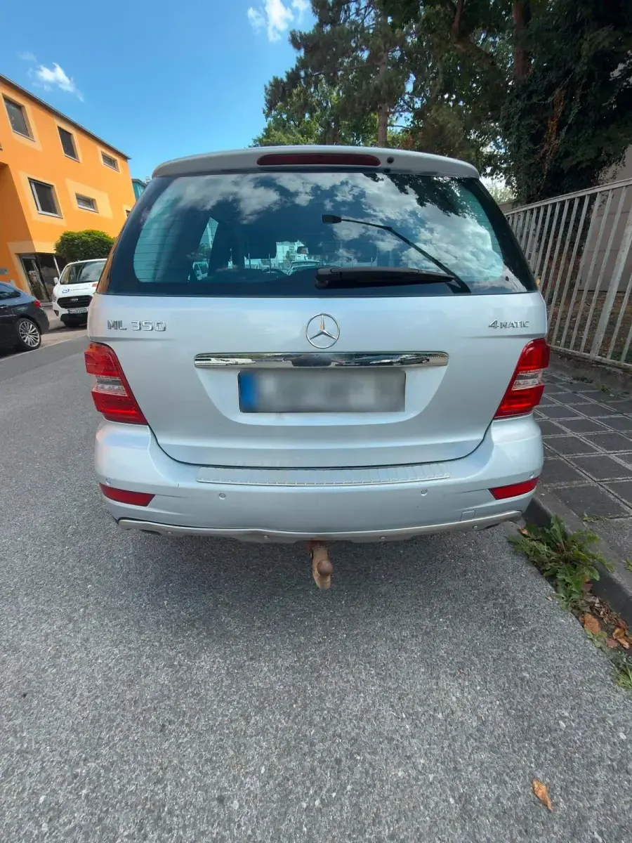 Gebraucht Mercedes ML350 272 PS (200 kW) 2010 Silber SUV