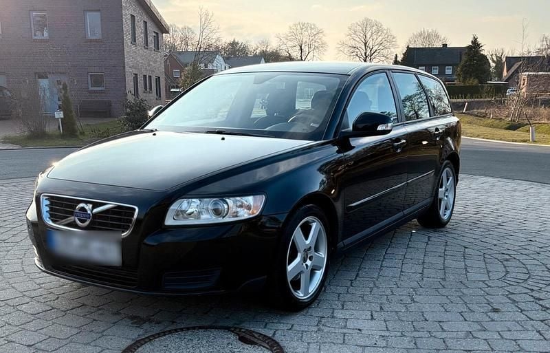 Gebraucht Volvo V50 116 PS (85 kW) 2011 Schwarz Kombi