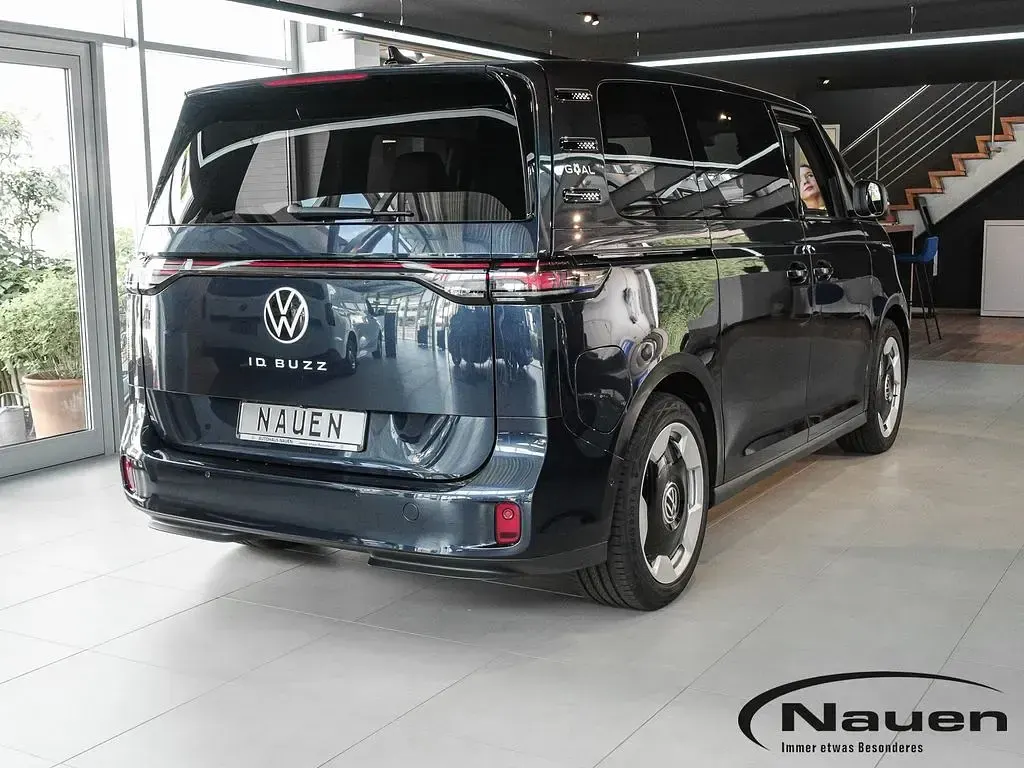 Ny VW ID. Buzz Pro 210 kW (286 HK) 2025 Blå MPV