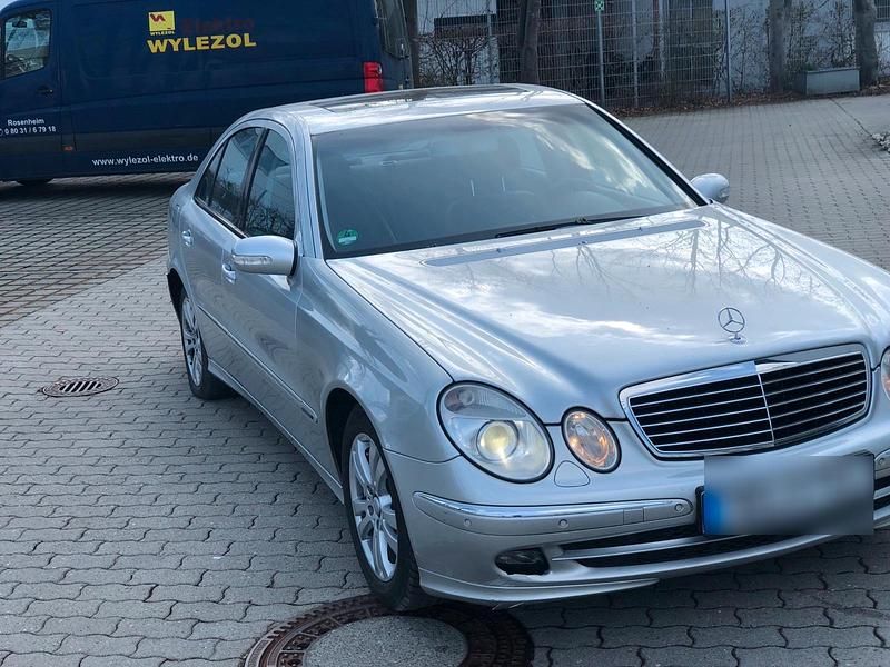 Gebraucht Mercedes E320 224 PS (164 kW) 2006 Limousine