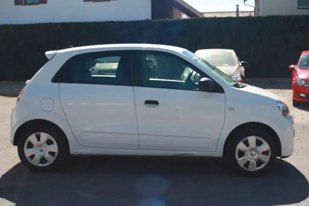 Gebraucht Renault Twingo Expression 71 PS (52 kW) 2015 Weiß Kleinwagen