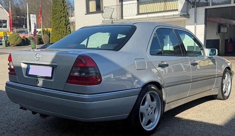 Gebraucht Mercedes C240 170 PS (125 kW) 1998 Silber Limousine