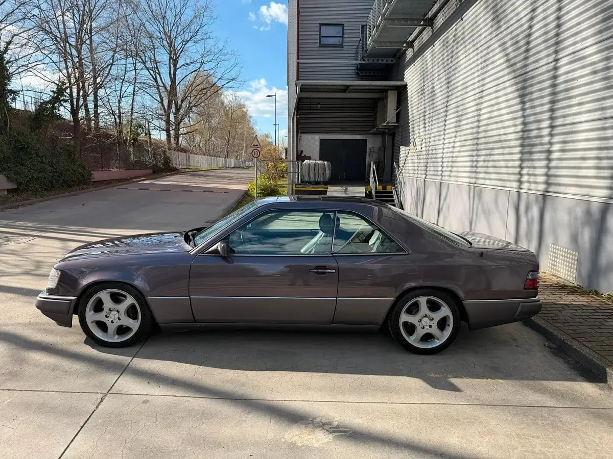 Gebraucht Mercedes 320 220 PS (161 kW) 1993 Violet Coupé