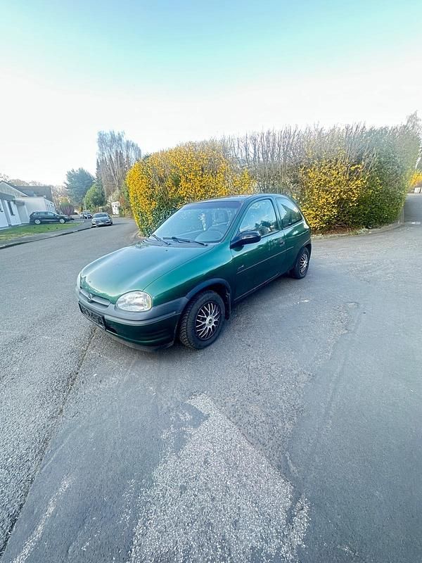 Gebraucht Opel Corsa 1996 Grün Kleinwagen