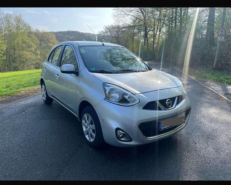 Silber Gebraucht 2014 Nissan Micra Acenta Kleinwagen | 4.990 € (Fairer Preis) - Bild 1/4