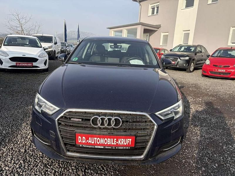 Gebraucht Audi A3 Design 184 PS (135 kW) 2017 Kosmosblau metallic Kleinwagen