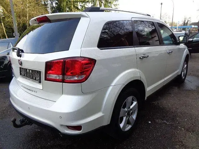 Gebraucht Fiat Freemont Lounge 136 PS (100 kW) 2016 Weiß SUV