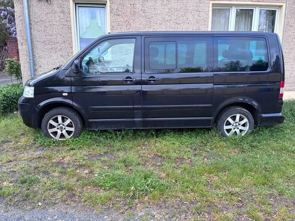 Gebraucht VW Multivan 170 PS (125 kW) 2008 Schwarz Van / Kleinbus