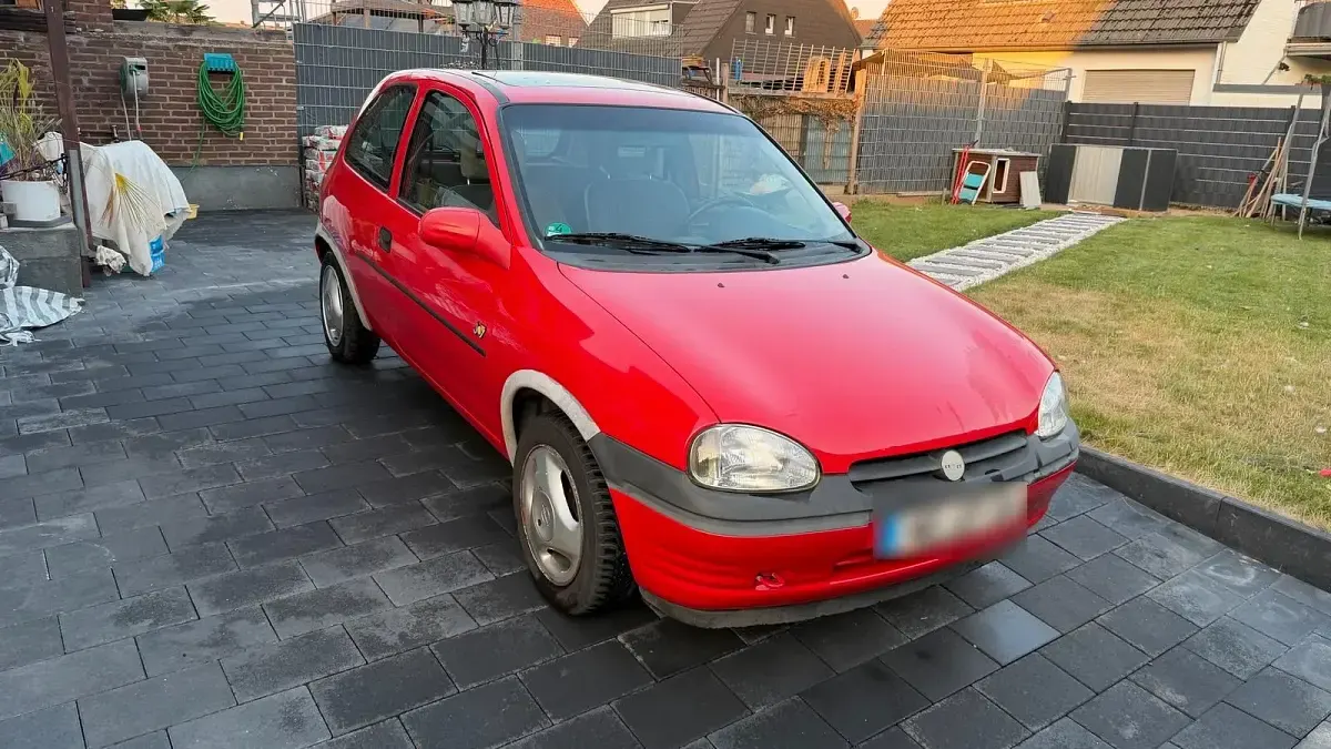 Gebraucht Opel Corsa 60 PS (44 kW) 1997 Rot Kleinwagen