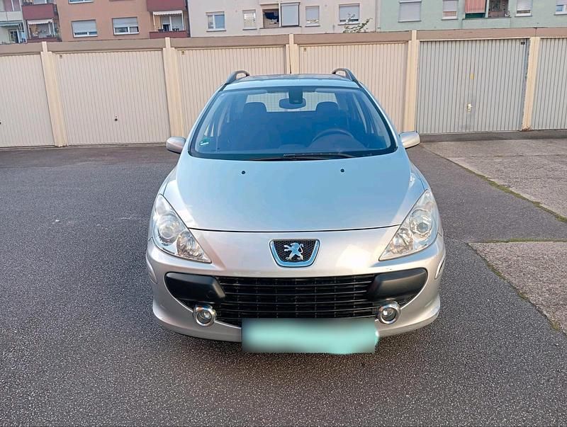 Silber Gebraucht 2006 Peugeot 307 Kombi | 2.590 € (Fairer Preis) - Bild 1/4