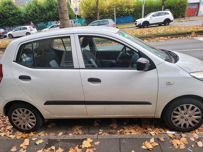 Weiß Gebraucht 2008 Hyundai i10 Kleinwagen | 1.499 € (Fairer Preis) - Bild 1/4