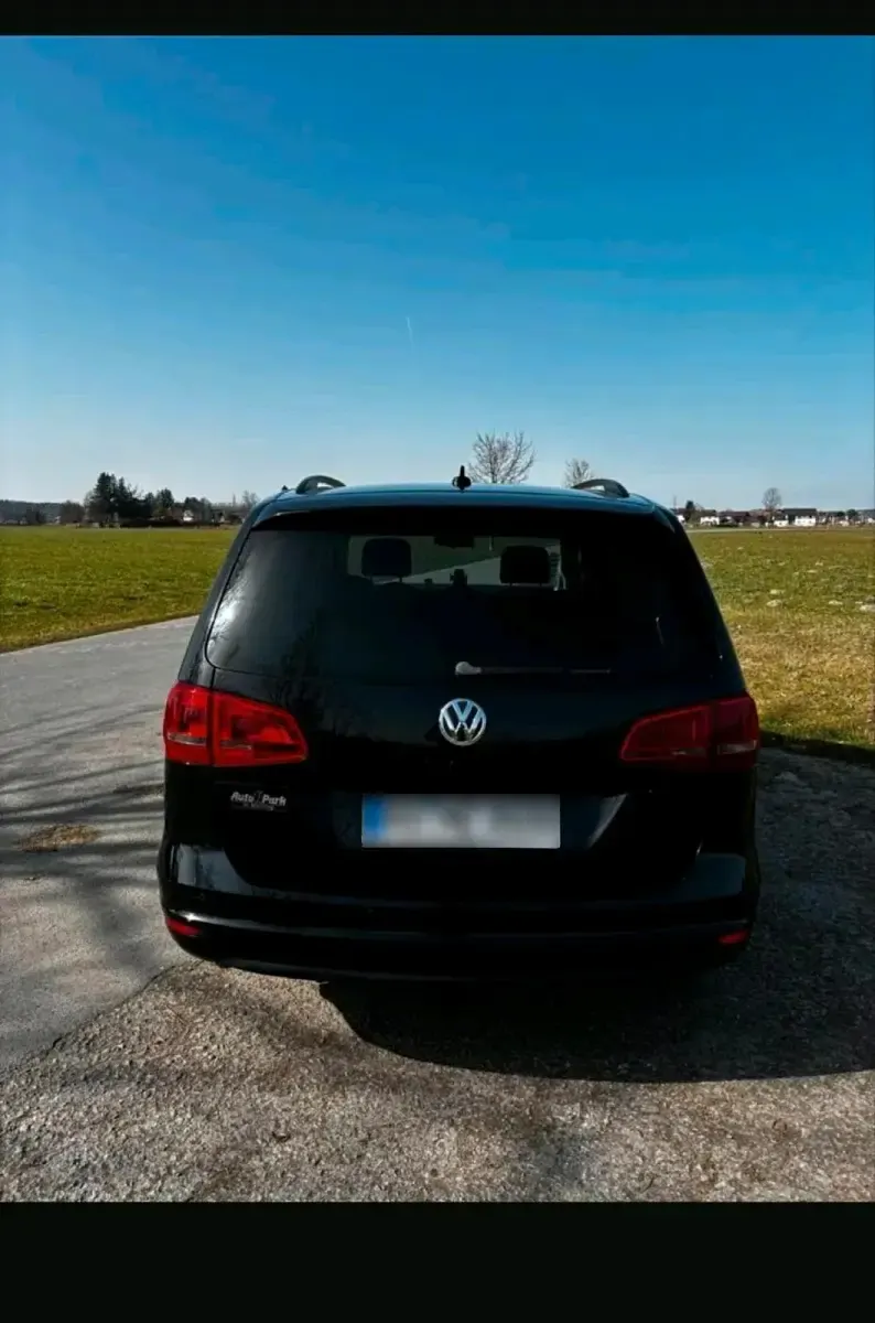 Gebraucht VW Sharan 150 PS (110 kW) 2014 Schwarz Van / Kleinbus