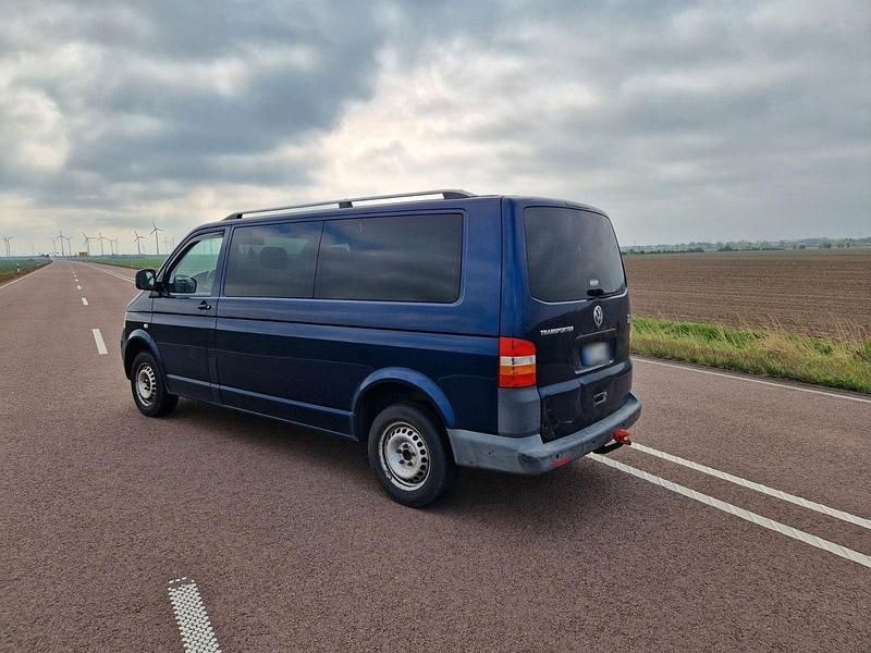 Gebraucht VW Caravelle 131 PS (96 kW) 2010 Blau Van