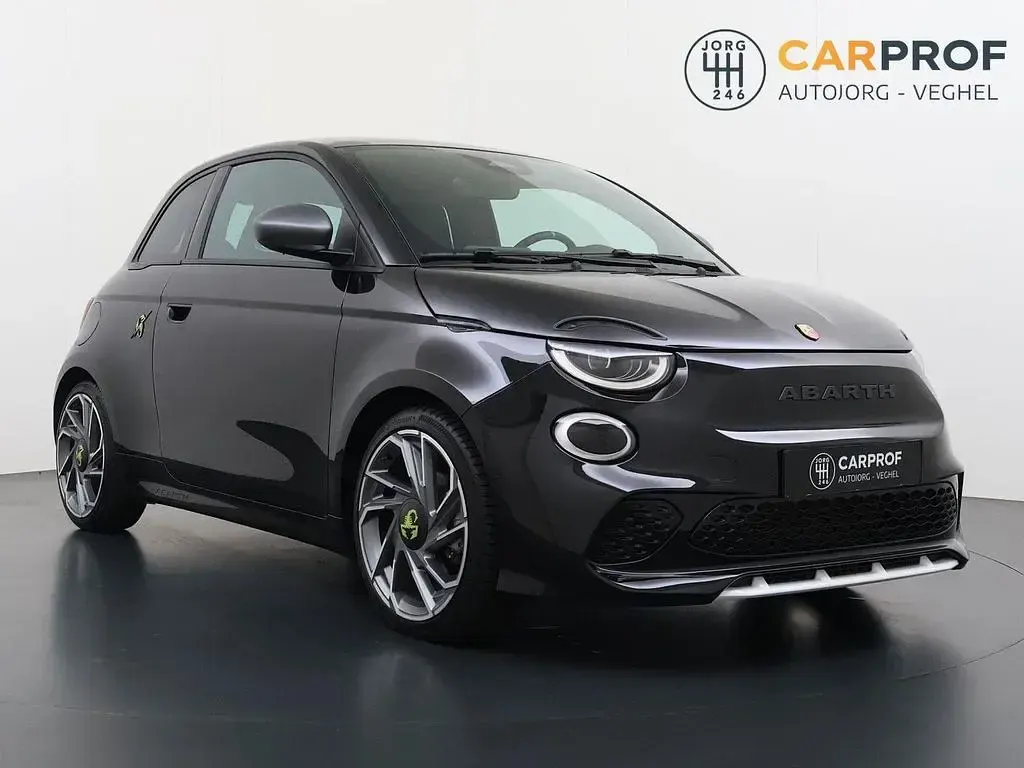 Gebraucht Abarth 500e Turismo 114 kW (155 PS) 2024 Schwarz Kleinwagen