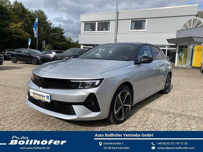 Aluminium silber Gebraucht 2024 Opel Astra Limousine | 19.788 € (Superpreis) - Bild 1/4