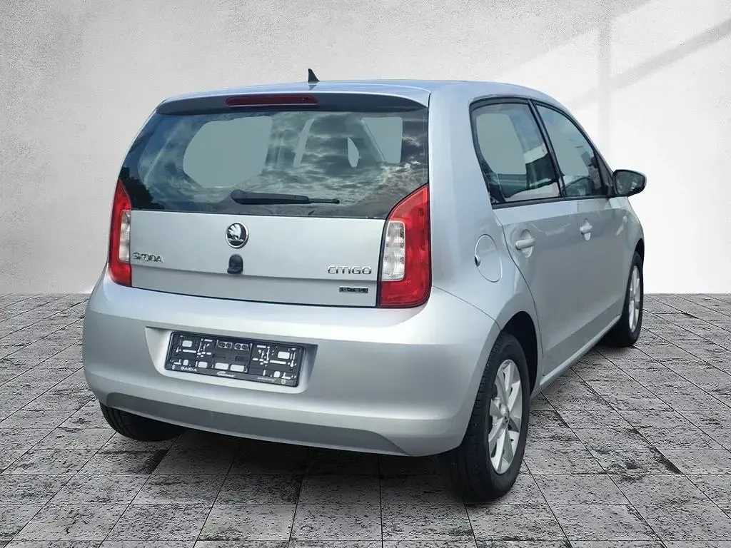 Gebraucht Skoda Citigo Style 68 PS (50 kW) 2015 Silber Kleinwagen