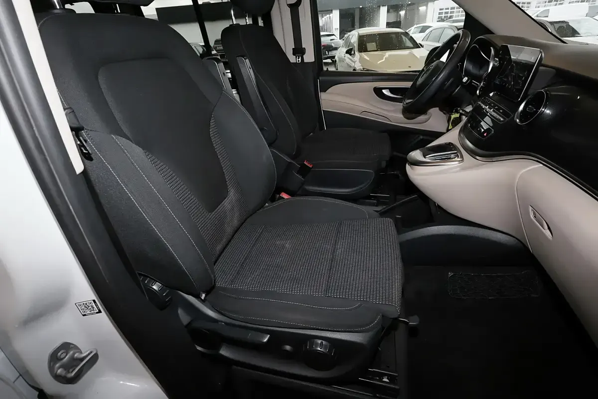 Gebraucht Mercedes V250 Marco Polo 190 PS (139 kW) 2022 Weiß Van / Kleinbus