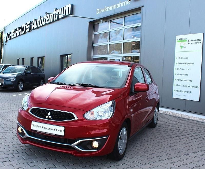 Rot Gebraucht 2017 Mitsubishi Space Star Edition Kleinwagen | 5.990 € (Guter Preis) - Bild 1/4