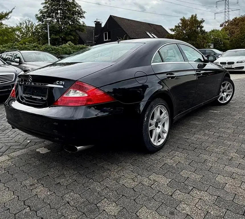 Gebraucht Mercedes CLS320 224 PS (164 kW) 2008 Schwarz Coupé