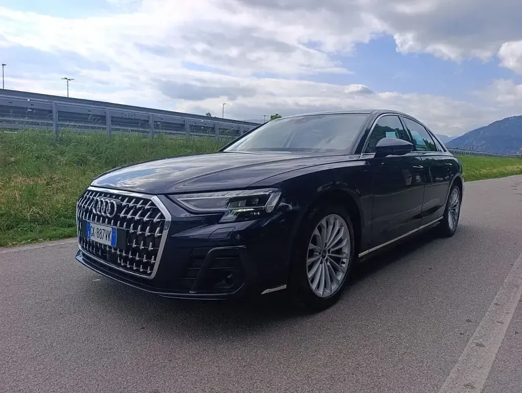 Gebraucht Audi A8 286 PS (210 kW) 2022 Blau Limousine