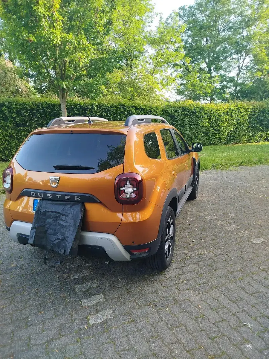 Gebraucht Dacia Duster 101 PS (74 kW) 2020 Orange SUV