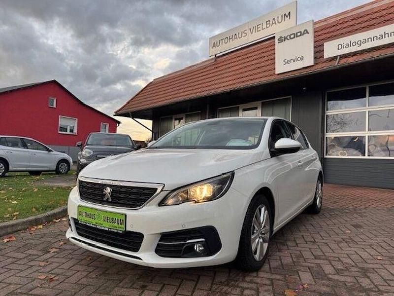 Weiß Gebraucht 2018 Peugeot 308 Active Limousine | 12.990 € (Etwas zu teuer) - Bild 1/4