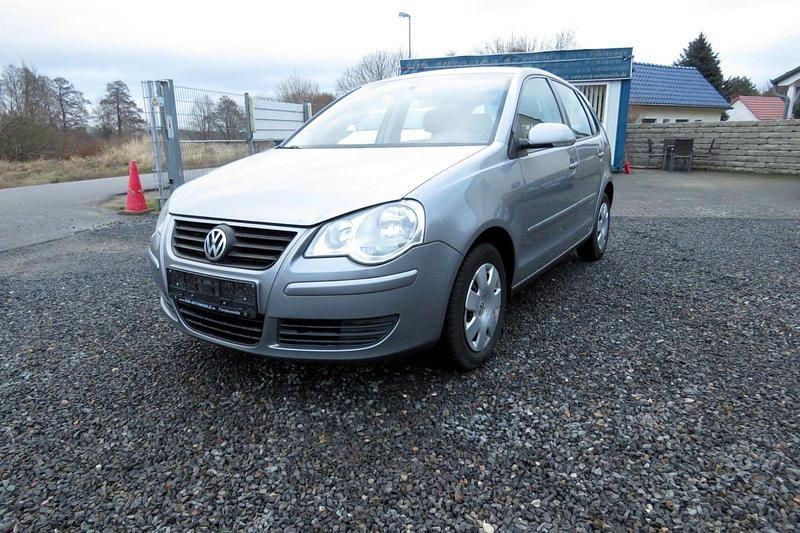 Silverbird metallic (metallic) Gebraucht 2005 VW Polo Kleinwagen | 1.599 € (Fairer Preis) - Bild 1/4