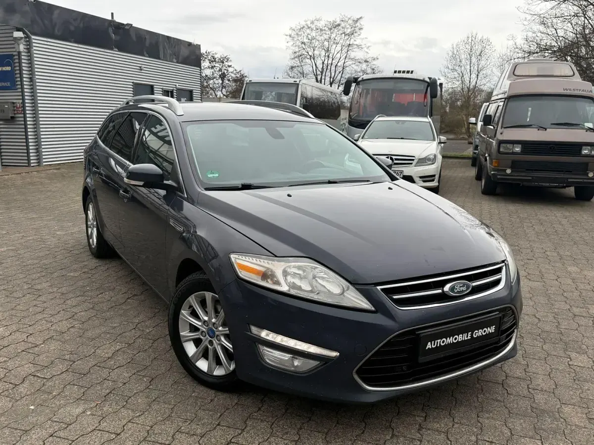 Gebraucht Ford Mondeo Titanium 200 PS (147 kW) 2011 Grau Limousine