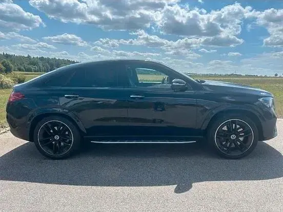 Gebraucht Mercedes GLE400 AMG Line Premium Plus 252 PS (185 kW) 2025 Schwarz SUV