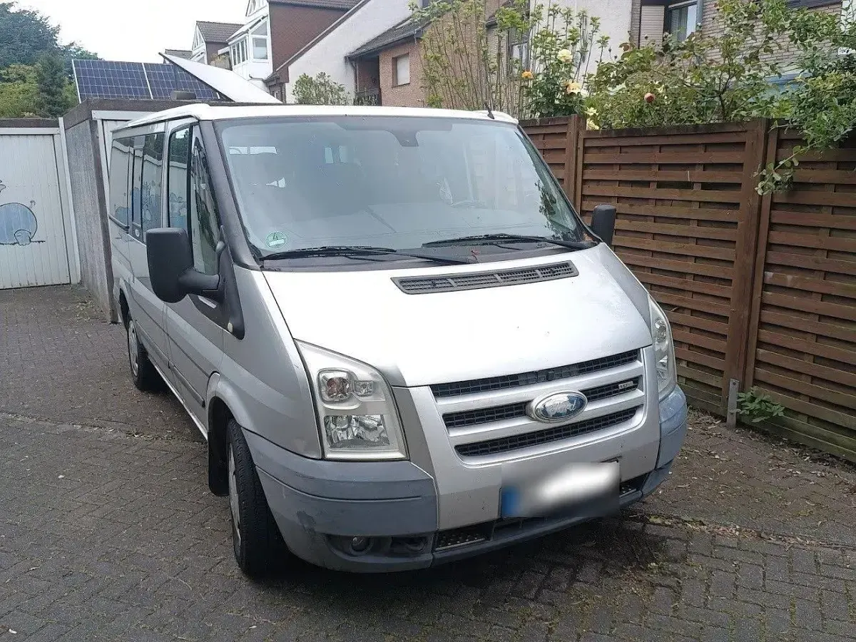 Gebraucht Ford Transit 131 PS (96 kW) 2007 Silber Van / Kleinbus