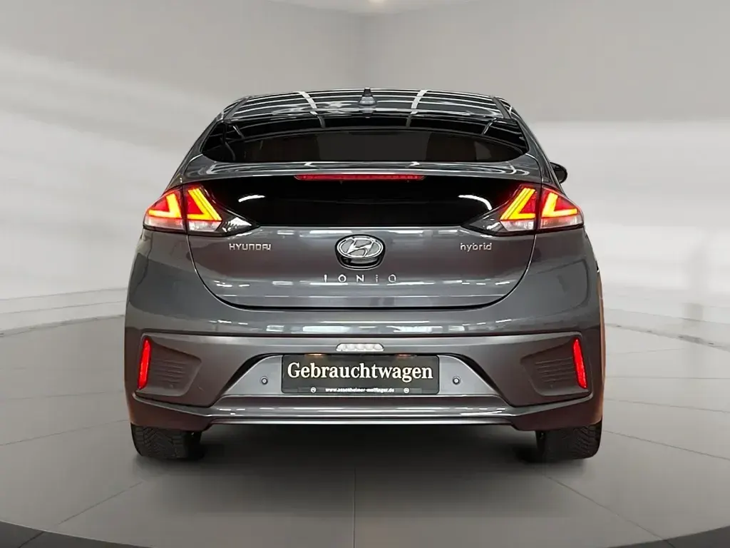 Gebraucht Hyundai Ioniq Style 105 PS (77 kW) 2020 Iron gray / mic Kleinwagen