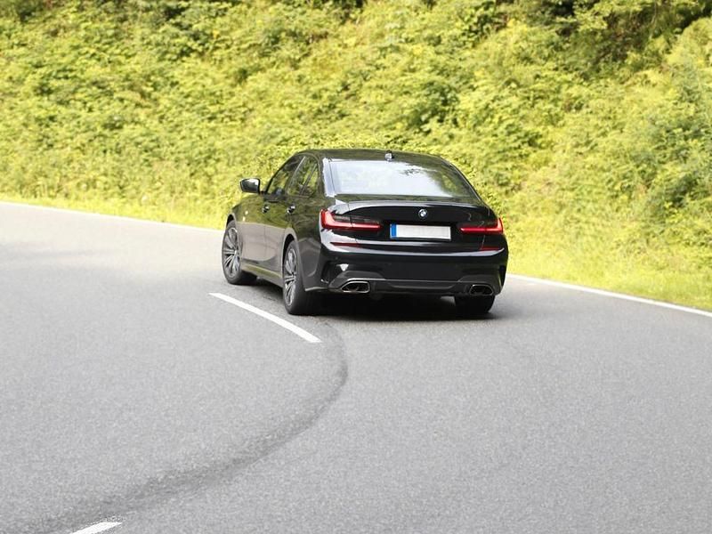 Gebraucht BMW M340 Performance 340 PS (250 kW) 2021 Schwarz Limousine