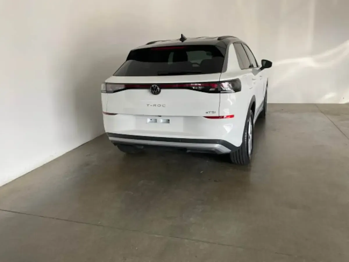 Gebraucht VW T-Roc Life 150 PS (110 kW) 2025 Weiß SUV