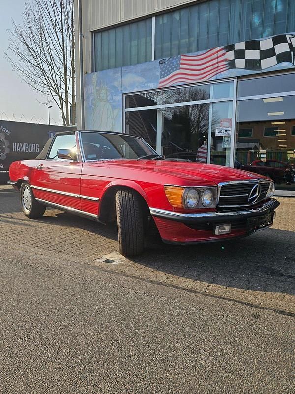 Gebraucht Mercedes 560 231 PS (169 kW) 1987 Rot Cabrio