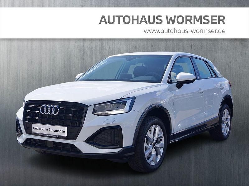 Glacier white metallic Gebraucht 2024 Audi Q2 Sport SUV | 31.870 € (Fairer Preis) - Bild 1/4