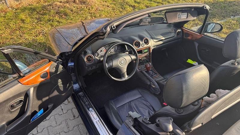 Gebraucht Mazda MX5 140 PS (102 kW) 1999 Blau Cabrio