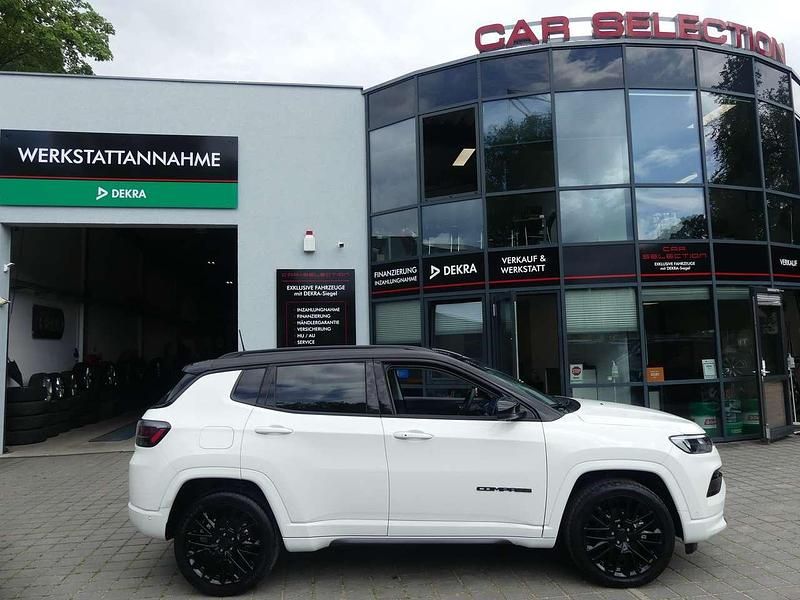 Gebraucht Jeep Compass 131 PS (96 kW) 2023 Weiß SUV