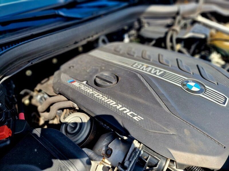 Schwarz Gebraucht 2018 BMW X4 M Performance SUV | 30.000 € - Bild 1/4