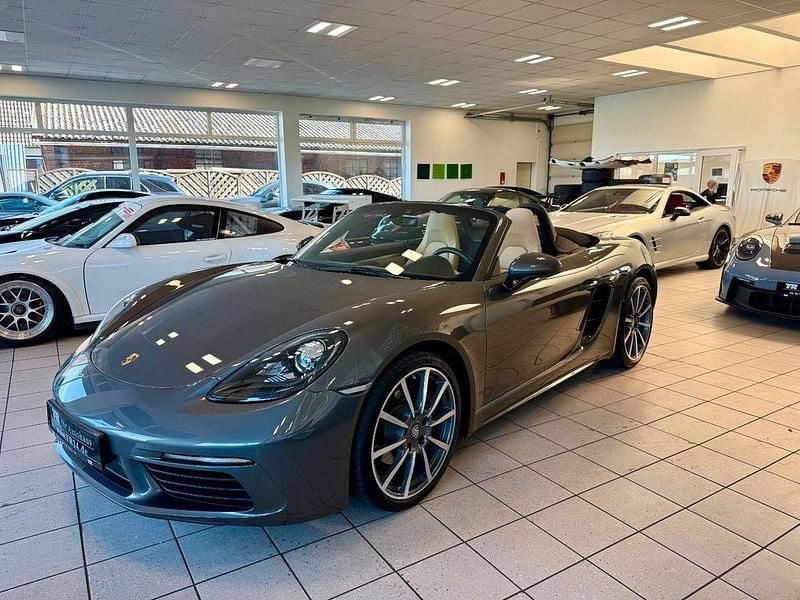 Gebraucht Porsche 718 Boxster 299 PS (219 kW) 2021 Grau Cabrio