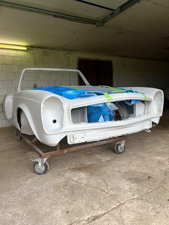 Silber Gebraucht 1969 Mercedes SL280 Cabrio | 35.000 € - Bild 1/4