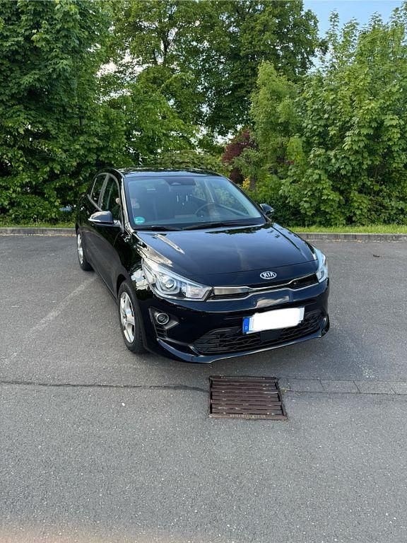 Gebraucht Kia Rio Vision 84 PS (61 kW) 2021 Schwarz Limousine