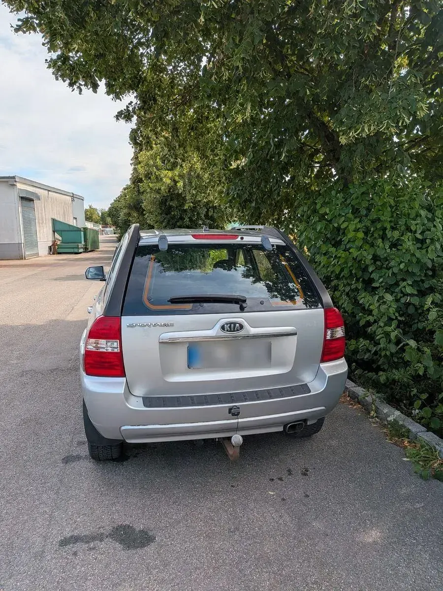 Gebraucht Kia Sportage 141 PS (103 kW) 2008 Silber SUV