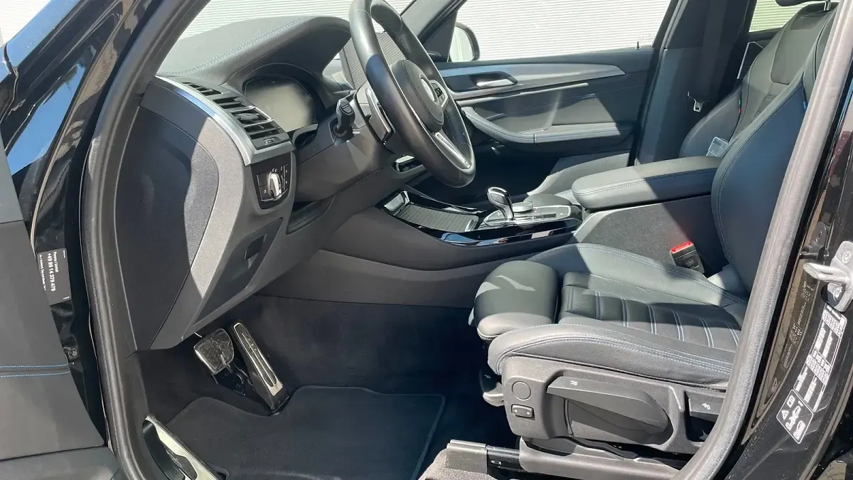 Gebraucht BMW X3 Efficient Dynamics 286 PS (210 kW) 2023 Saphirschwarz metallic SUV