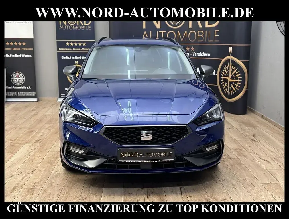 Używany Seat Leon FR-Line 204 KM (150 kW) 2021 Niebieski Kombi