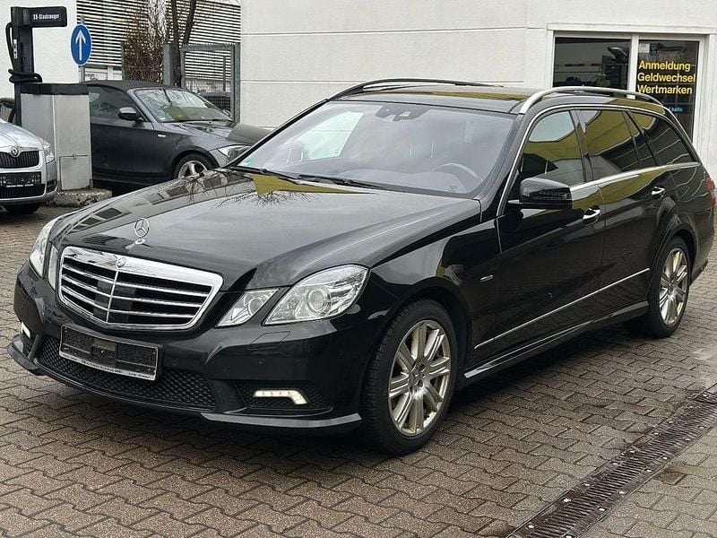 Gebraucht Mercedes E350 AMG 231 PS (169 kW) 2010 Schwarz Limousine