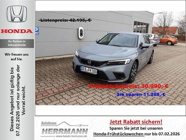 Sonic grey pearl Gebraucht 2024 Honda Civic Elegance Limousine | 30.990 € (Guter Preis) - Bild 1/4