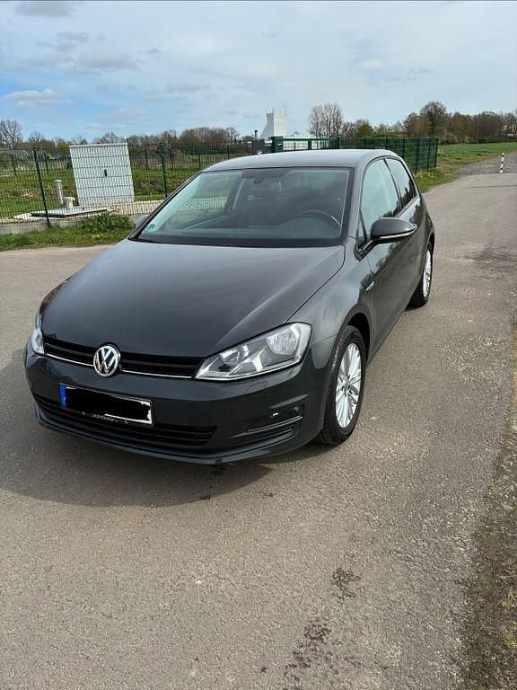 Second-hand VW Golf VII Cup 105 CP (77 kW) 2014 Negru Berlinǎ